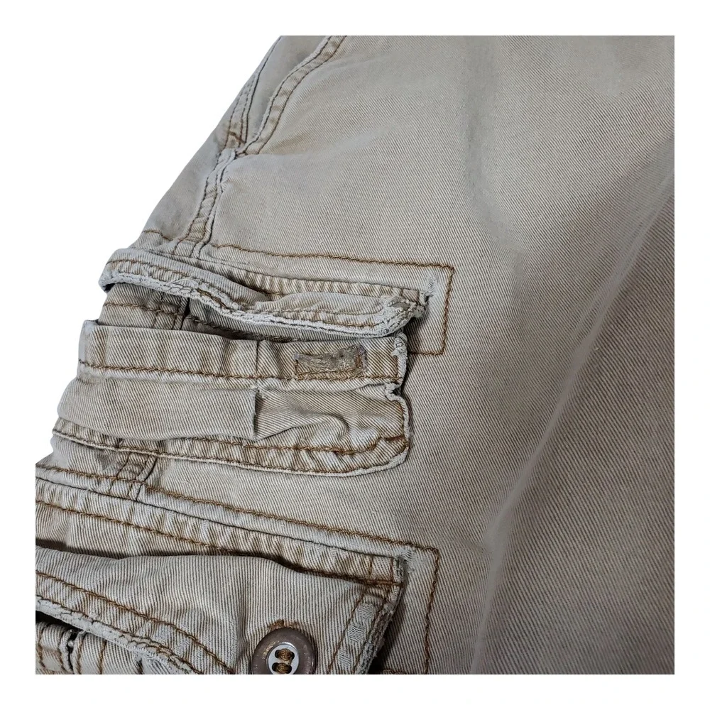 Pluggo Mens Khaki Tan Y2k Cargo Shorts Size 30 Distressed Raw Hem Cotton Utility